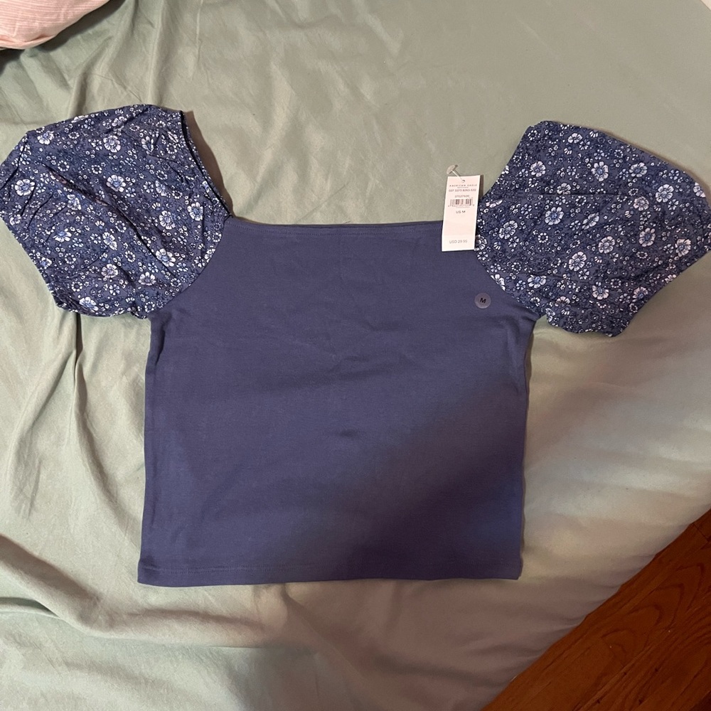 American Eagle blue puff top NWT